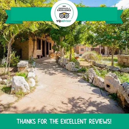 Nocleg ze śniadaniem Masseria Borgo Del Gallo 3*
